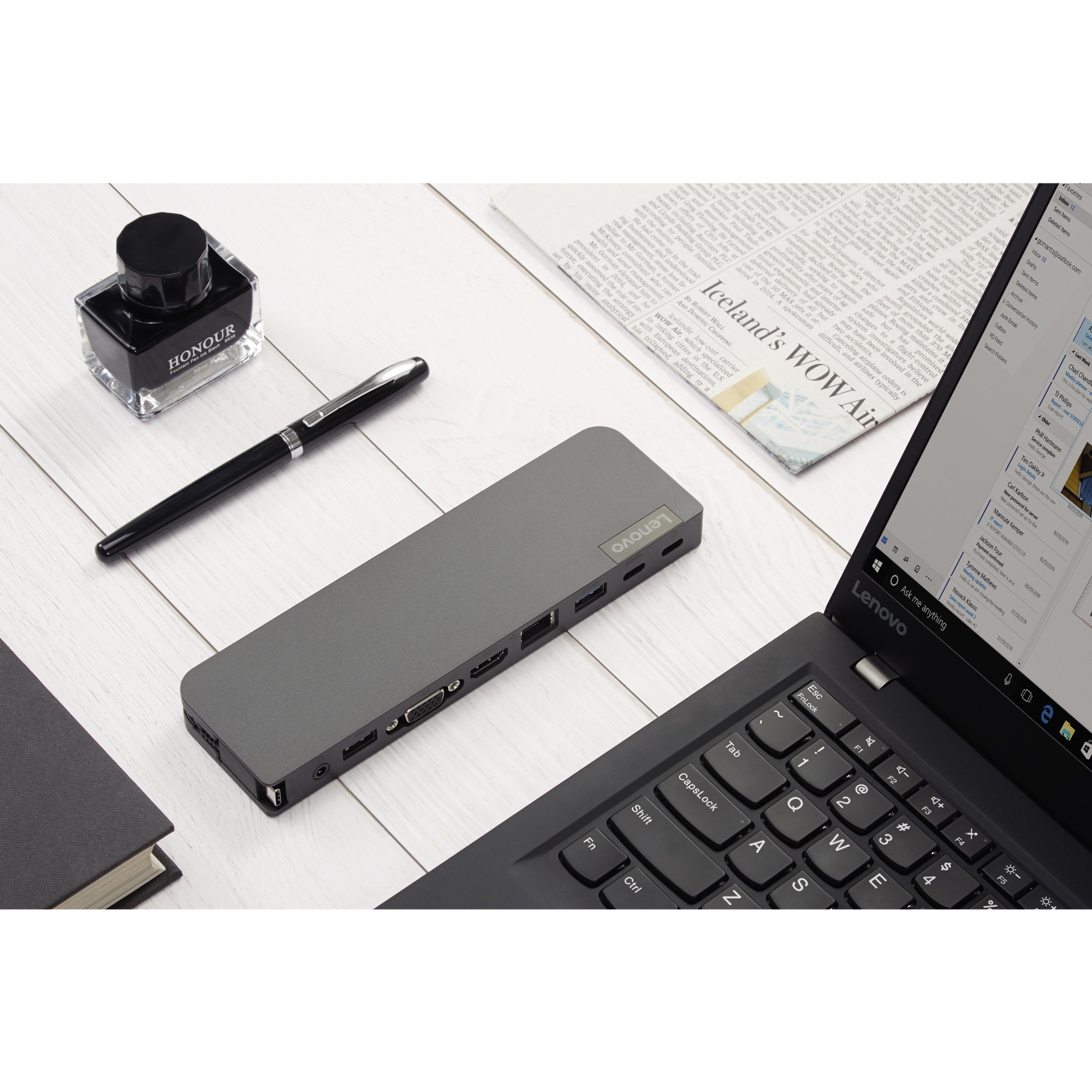 Lenovo Dockingstation 18 x 1,7 x 5,3 cm (B x H x T) Netzbetrieb 1 x USB-C (Stromanschluss), 1 x USB-C 3.1, 1 x USB 3.1 Gen 1, 1 x USB 2.0, 1 x HDMI, 1 x VGA, 1 x RJ45, 1 x Kopfhörer/Mikrofon
