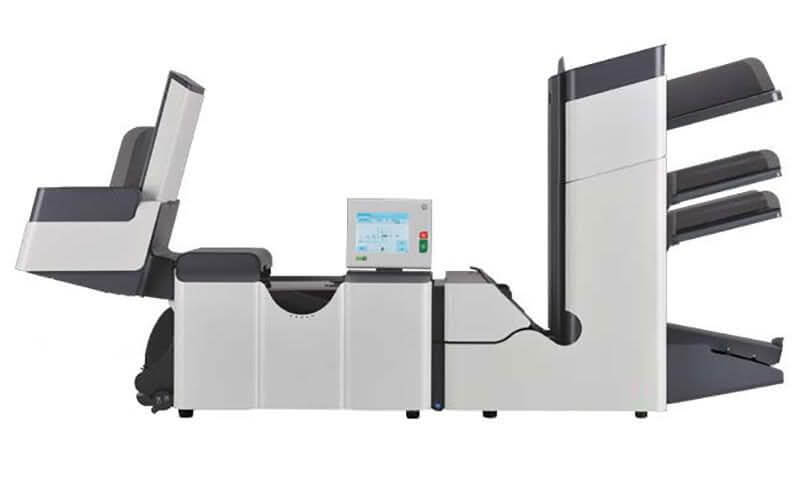 Quadient Kuvertiersystem DS-85i, ehemals Neopost, modulares System für automatische Briefkuvertierung und -versendung
