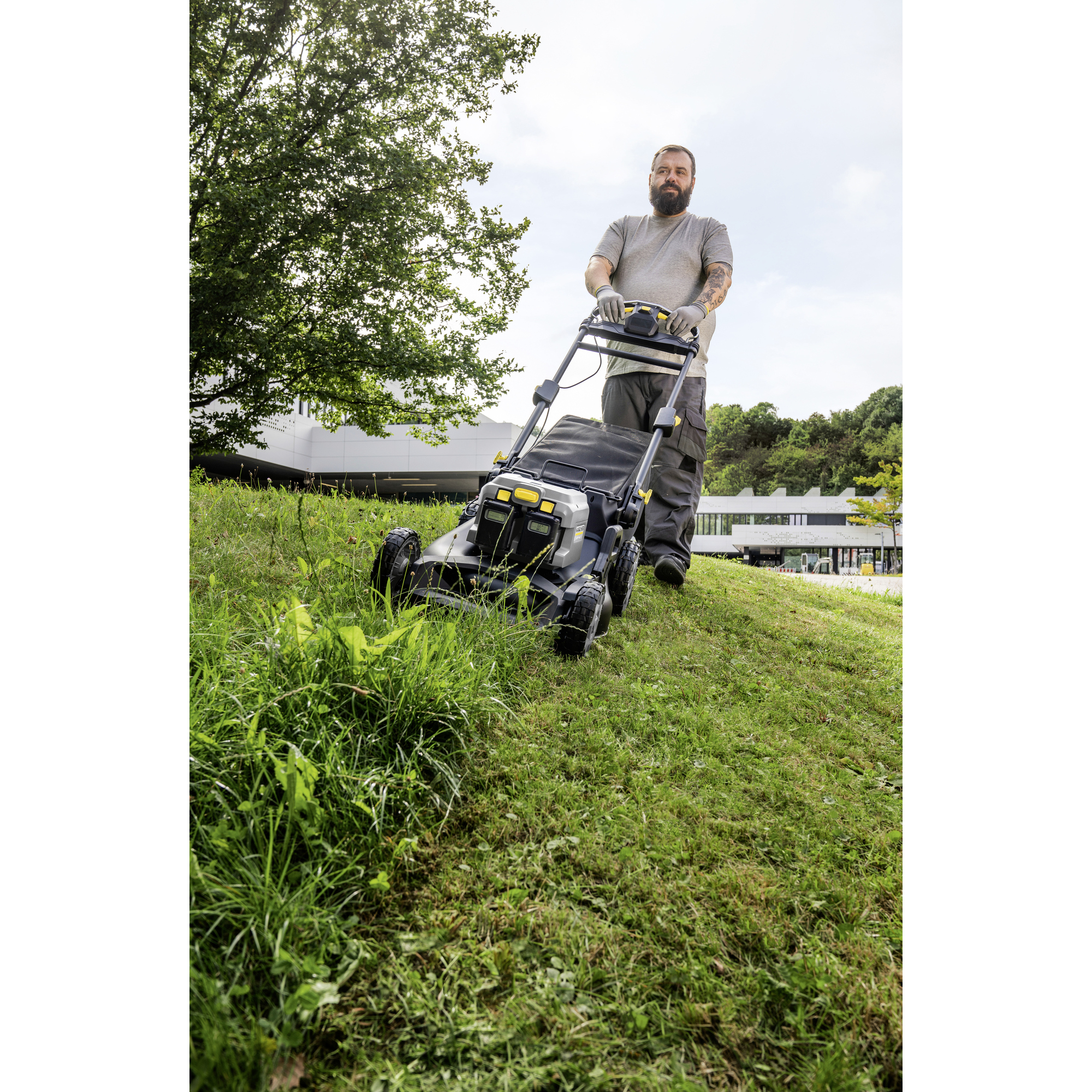 Kärcher Rasenmäher LM 530/36 Bp 530mm 95dB 70l Akku