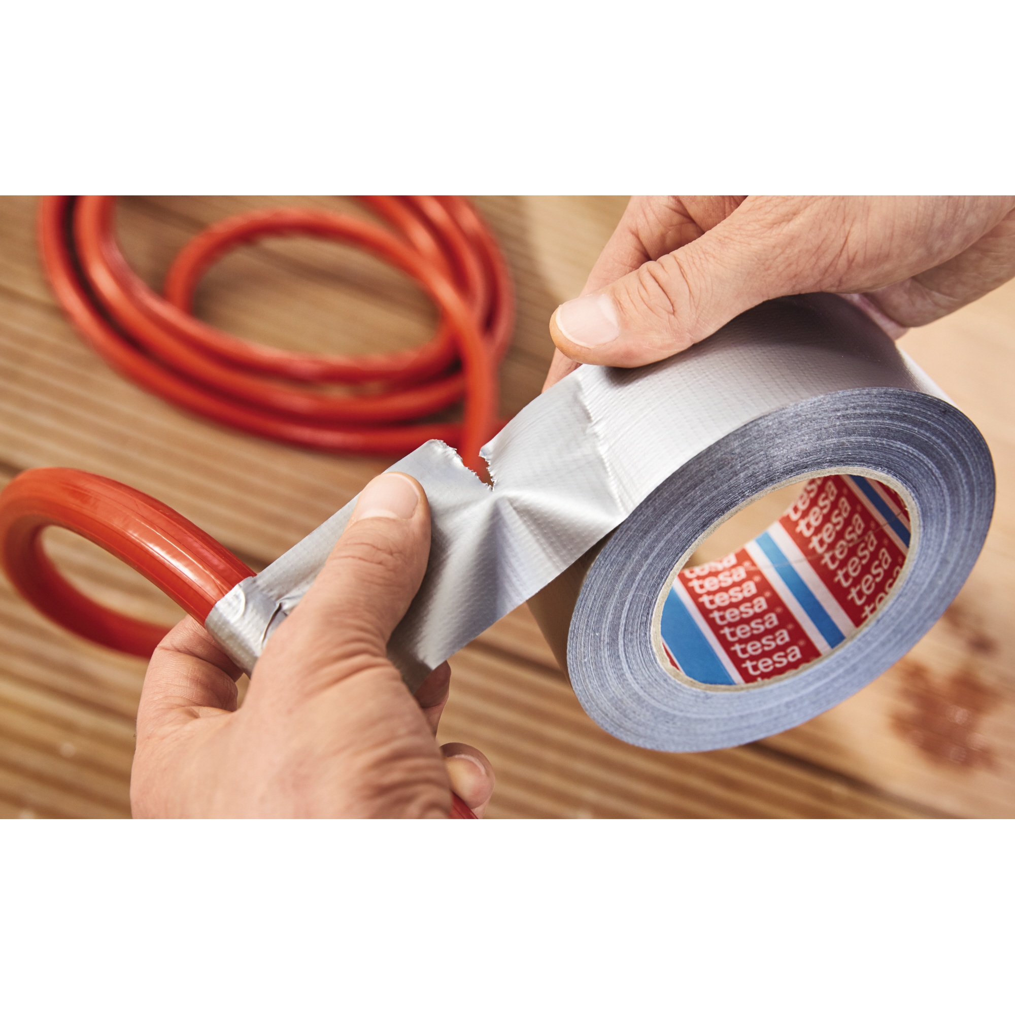 tesa® Gewebeband extra Power® Universal Innenbereich, Außenbereich 50 mm x 25 m (B x L) weiß