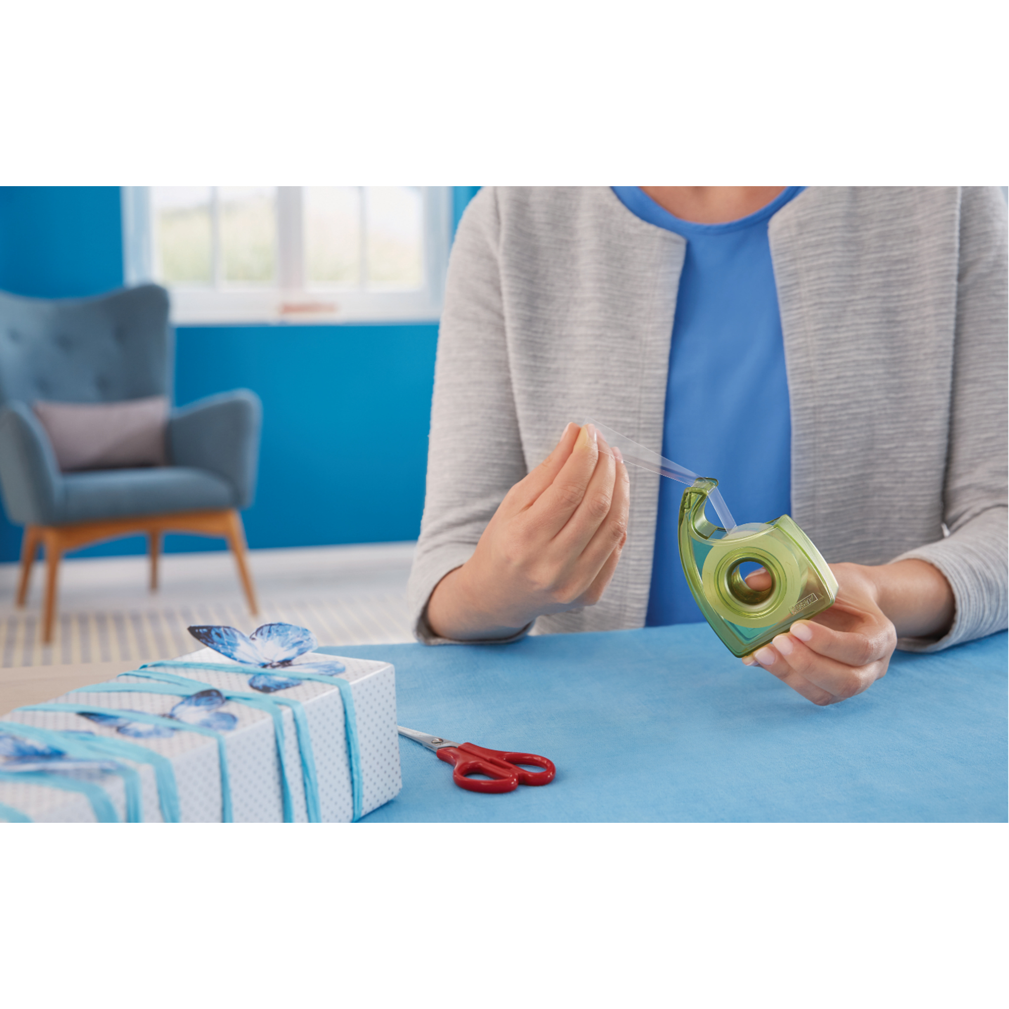 tesa® Handabroller Easy Cut ecoLogo® nachfüllbar grün transparent