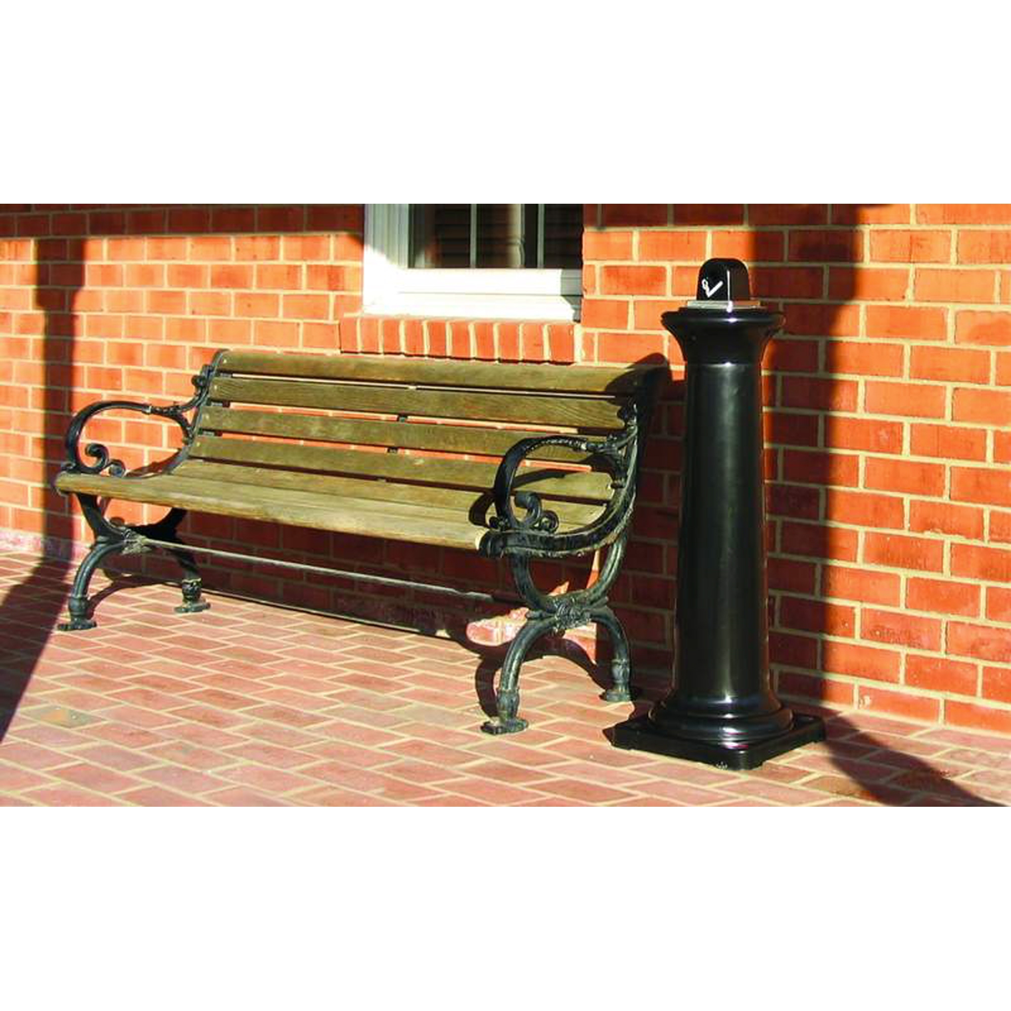 Rubbermaid Standascher GroundsKeeper® 33,02 x 97,49 x 33,02 cm (B x H x T) Stahl schwarz