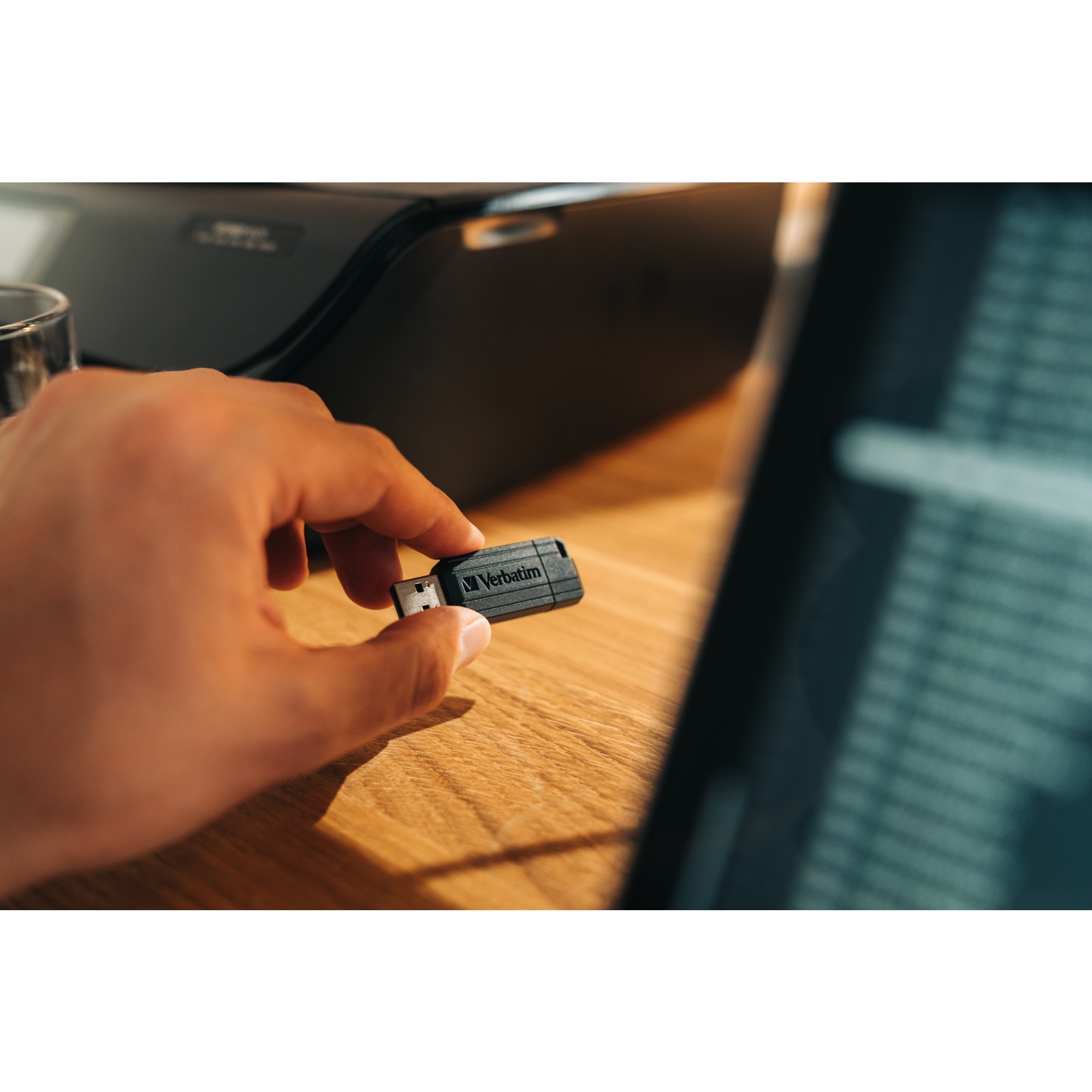 Verbatim USB-Stick PinStripe USB 2.0 64Gbyte schwarz